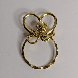 Vintage Dottie Heart & Rose Brooch – Gold Tone